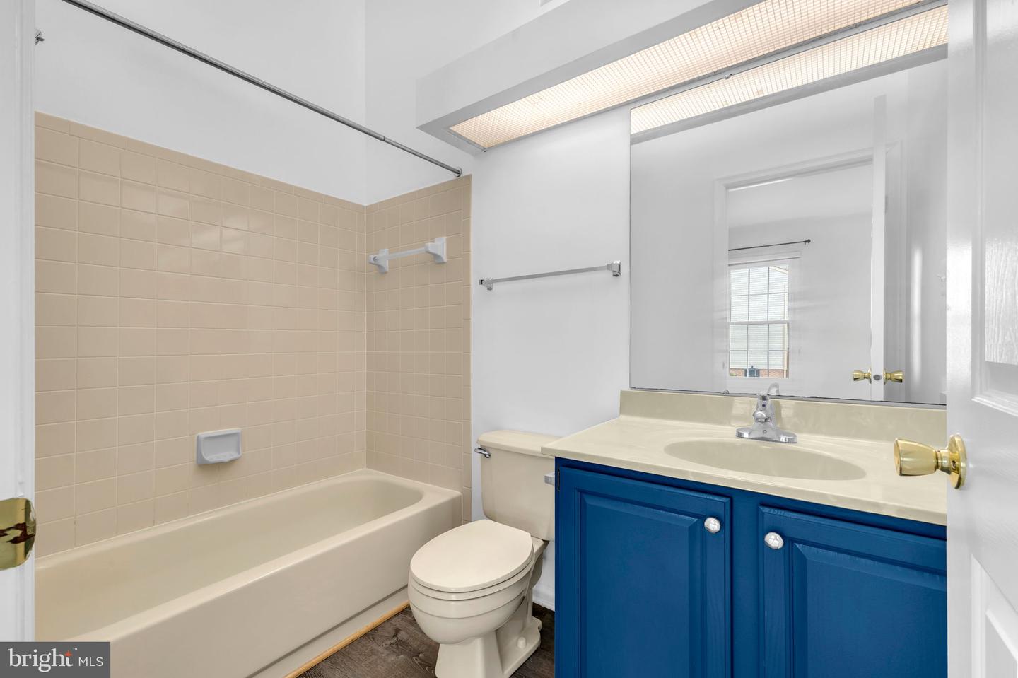 5002 9TH ST S, ARLINGTON, Virginia 22204, 2 Bedrooms Bedrooms, ,2 BathroomsBathrooms,Residential,For sale,5002 9TH ST S,VAAR2057190 MLS # VAAR2057190