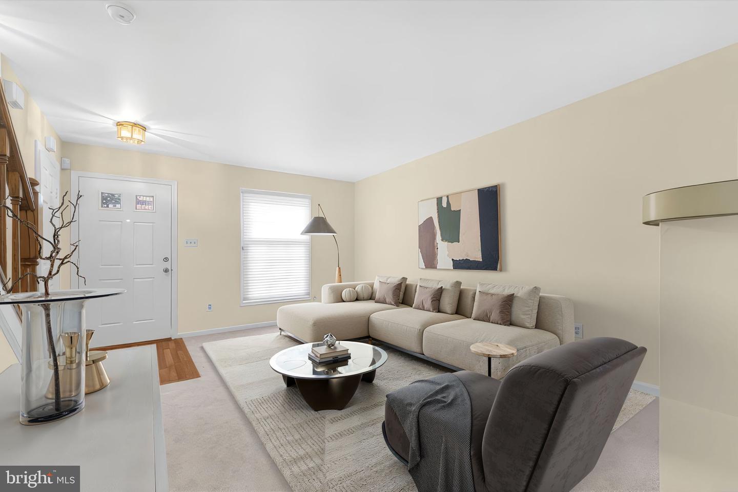 5002 9TH ST S, ARLINGTON, Virginia 22204, 2 Bedrooms Bedrooms, ,2 BathroomsBathrooms,Residential,For sale,5002 9TH ST S,VAAR2057190 MLS # VAAR2057190