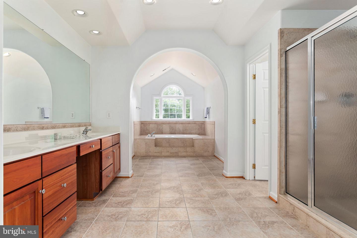 70 SENTINEL RIDGE LN, STAFFORD, Virginia 22554, 5 Bedrooms Bedrooms, ,4 BathroomsBathrooms,Residential,For sale,70 SENTINEL RIDGE LN,VAST2038608 MLS # VAST2038608