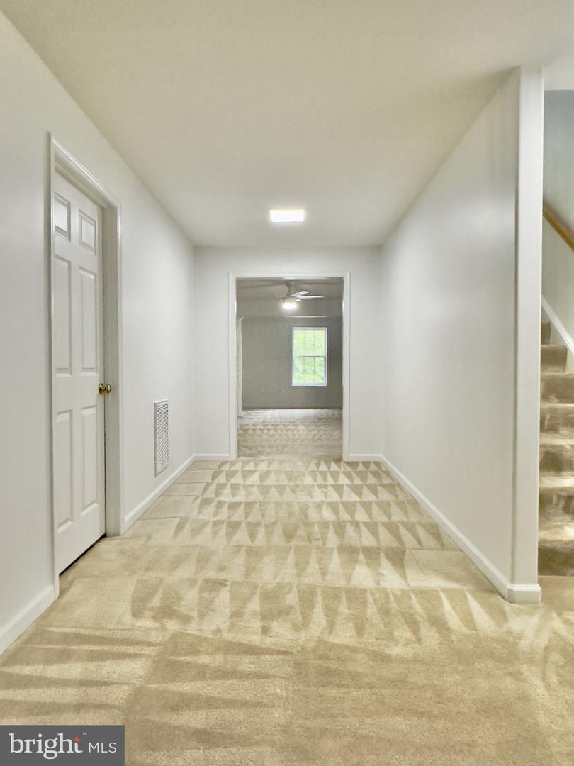 70 SENTINEL RIDGE LN, STAFFORD, Virginia 22554, 5 Bedrooms Bedrooms, ,4 BathroomsBathrooms,Residential,For sale,70 SENTINEL RIDGE LN,VAST2038608 MLS # VAST2038608