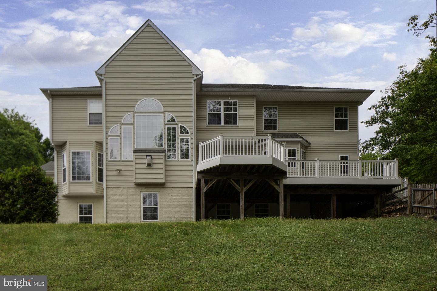 70 SENTINEL RIDGE LN, STAFFORD, Virginia 22554, 5 Bedrooms Bedrooms, ,4 BathroomsBathrooms,Residential,For sale,70 SENTINEL RIDGE LN,VAST2038608 MLS # VAST2038608