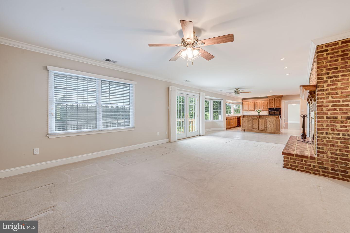 39937 CHARLES TOWN PIKE, HAMILTON, Virginia 20158, 4 Bedrooms Bedrooms, ,3 BathroomsBathrooms,Residential,For sale,39937 CHARLES TOWN PIKE,VALO2095852 MLS # VALO2095852