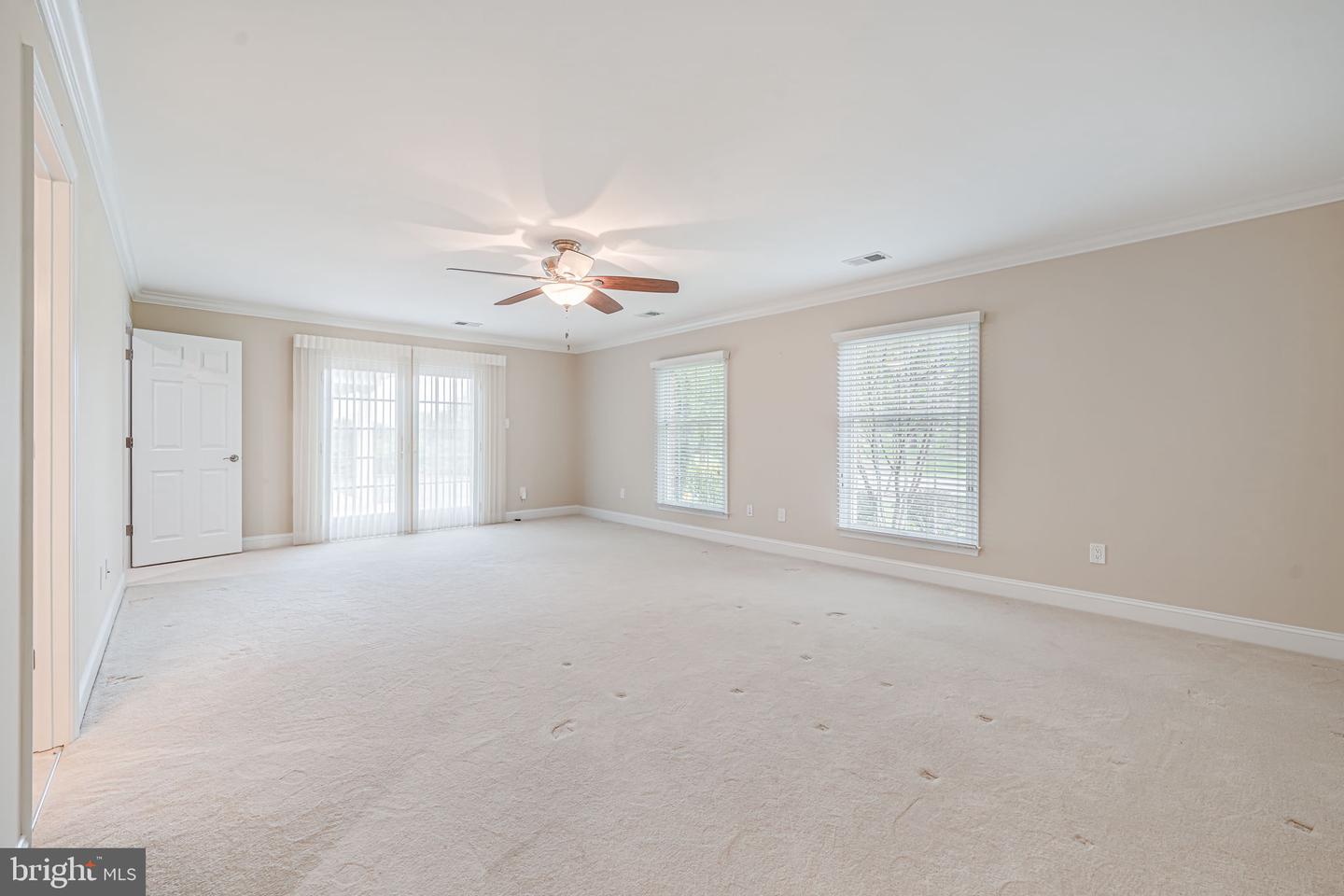 39937 CHARLES TOWN PIKE, HAMILTON, Virginia 20158, 4 Bedrooms Bedrooms, ,3 BathroomsBathrooms,Residential,For sale,39937 CHARLES TOWN PIKE,VALO2095852 MLS # VALO2095852