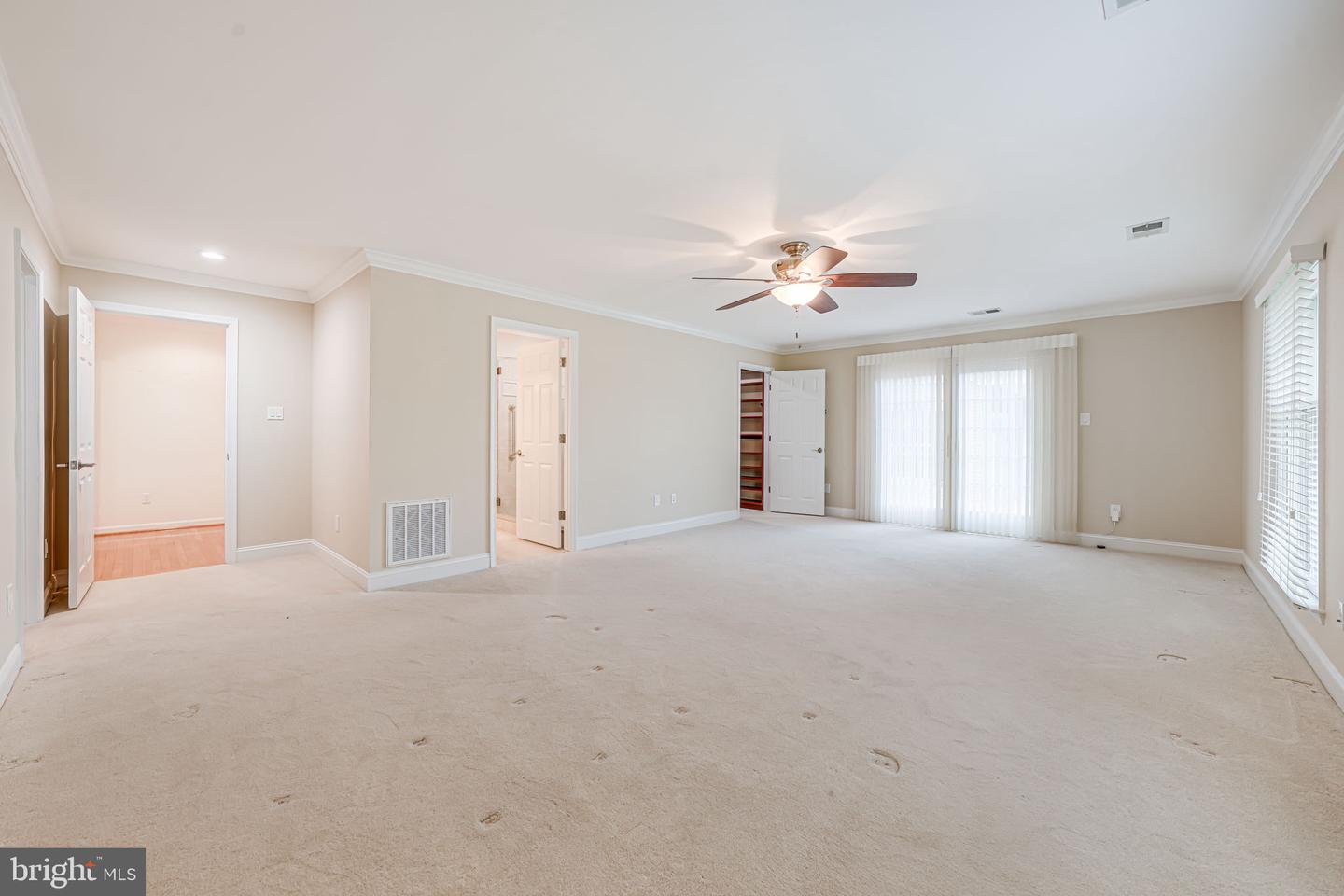 39937 CHARLES TOWN PIKE, HAMILTON, Virginia 20158, 4 Bedrooms Bedrooms, ,3 BathroomsBathrooms,Residential,For sale,39937 CHARLES TOWN PIKE,VALO2095852 MLS # VALO2095852