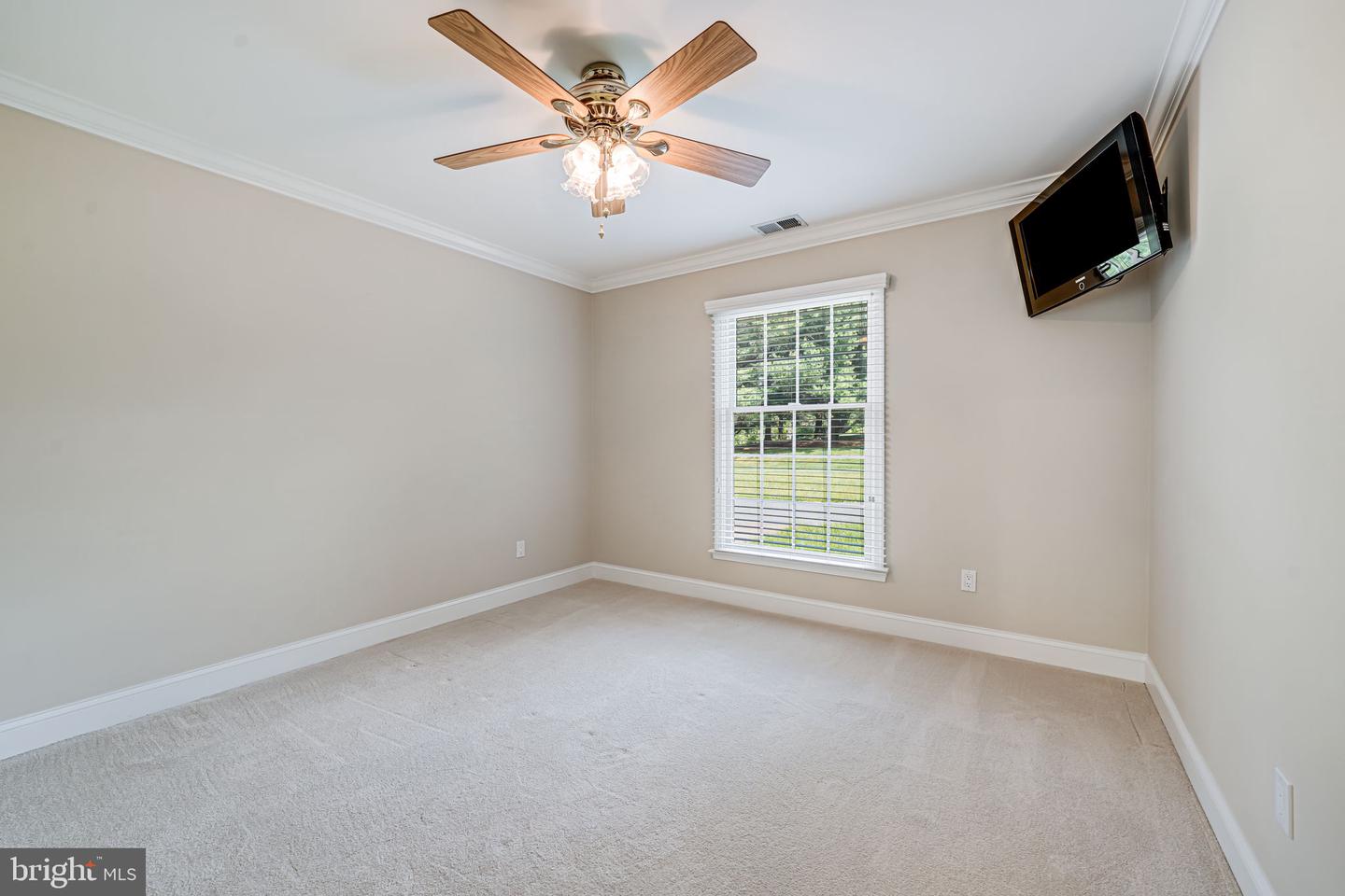 39937 CHARLES TOWN PIKE, HAMILTON, Virginia 20158, 4 Bedrooms Bedrooms, ,3 BathroomsBathrooms,Residential,For sale,39937 CHARLES TOWN PIKE,VALO2095852 MLS # VALO2095852