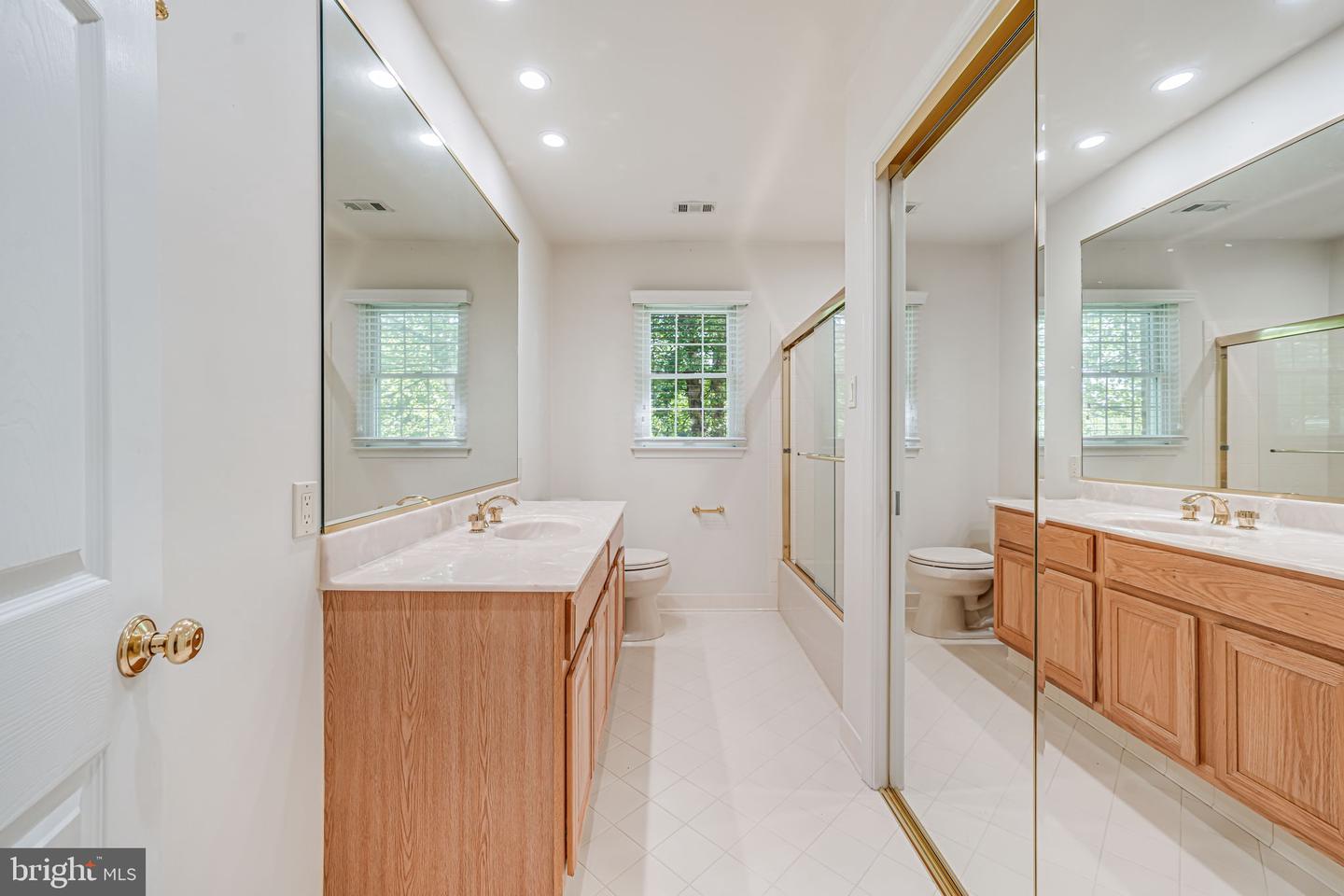 39937 CHARLES TOWN PIKE, HAMILTON, Virginia 20158, 4 Bedrooms Bedrooms, ,3 BathroomsBathrooms,Residential,For sale,39937 CHARLES TOWN PIKE,VALO2095852 MLS # VALO2095852