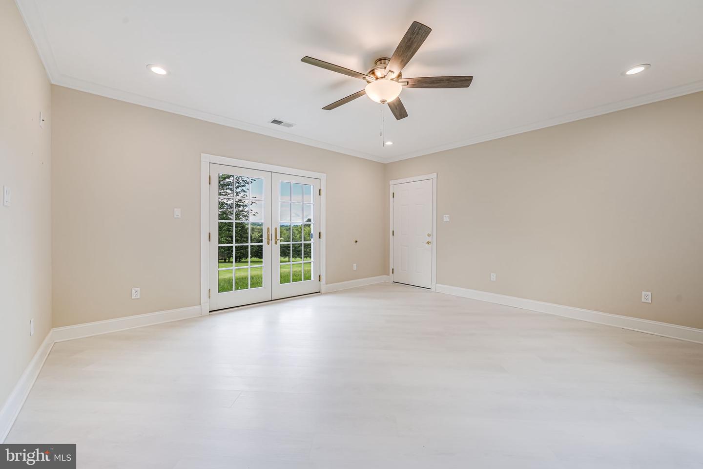 39937 CHARLES TOWN PIKE, HAMILTON, Virginia 20158, 4 Bedrooms Bedrooms, ,3 BathroomsBathrooms,Residential,For sale,39937 CHARLES TOWN PIKE,VALO2095852 MLS # VALO2095852