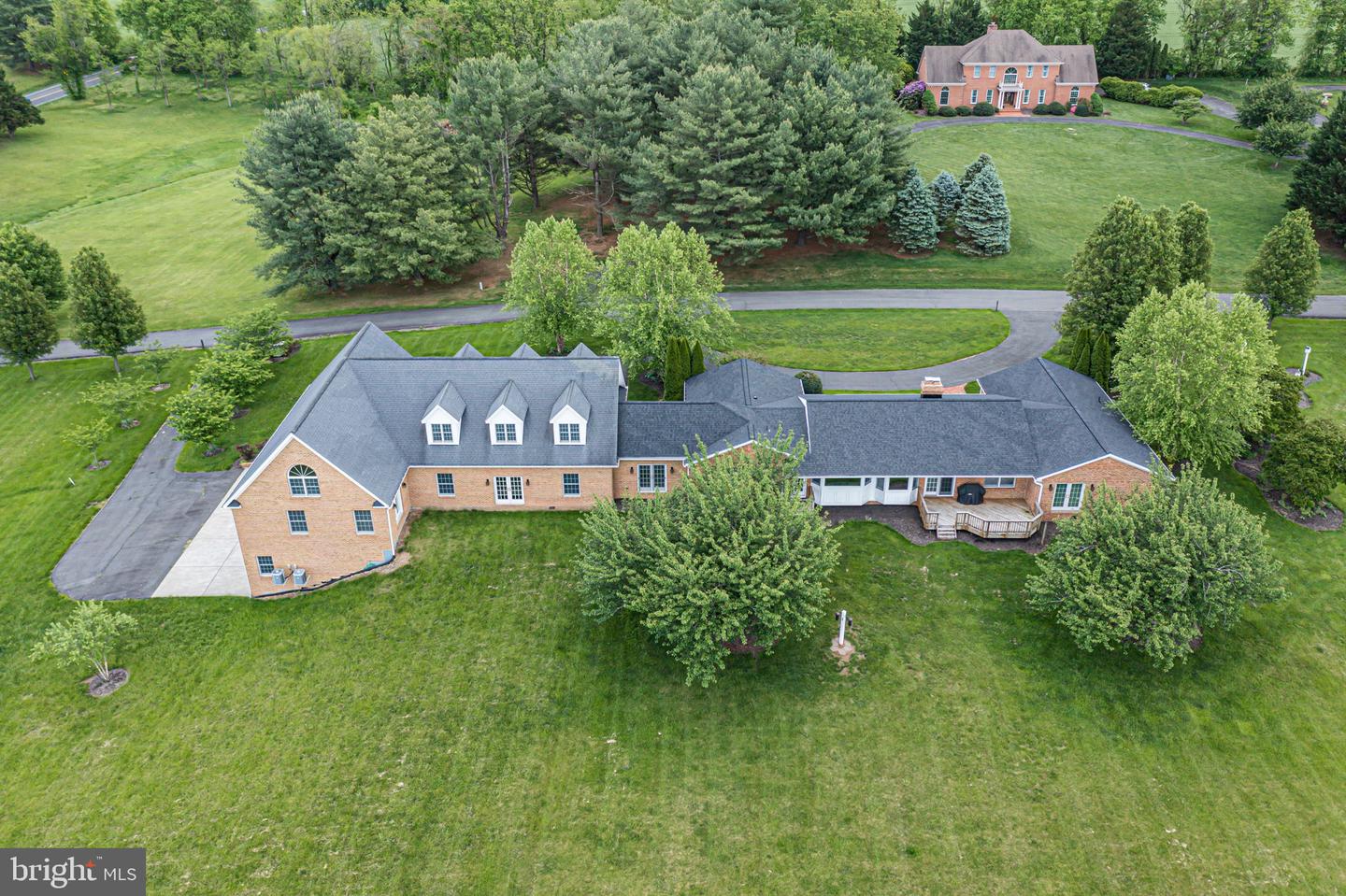 39937 CHARLES TOWN PIKE, HAMILTON, Virginia 20158, 4 Bedrooms Bedrooms, ,3 BathroomsBathrooms,Residential,For sale,39937 CHARLES TOWN PIKE,VALO2095852 MLS # VALO2095852