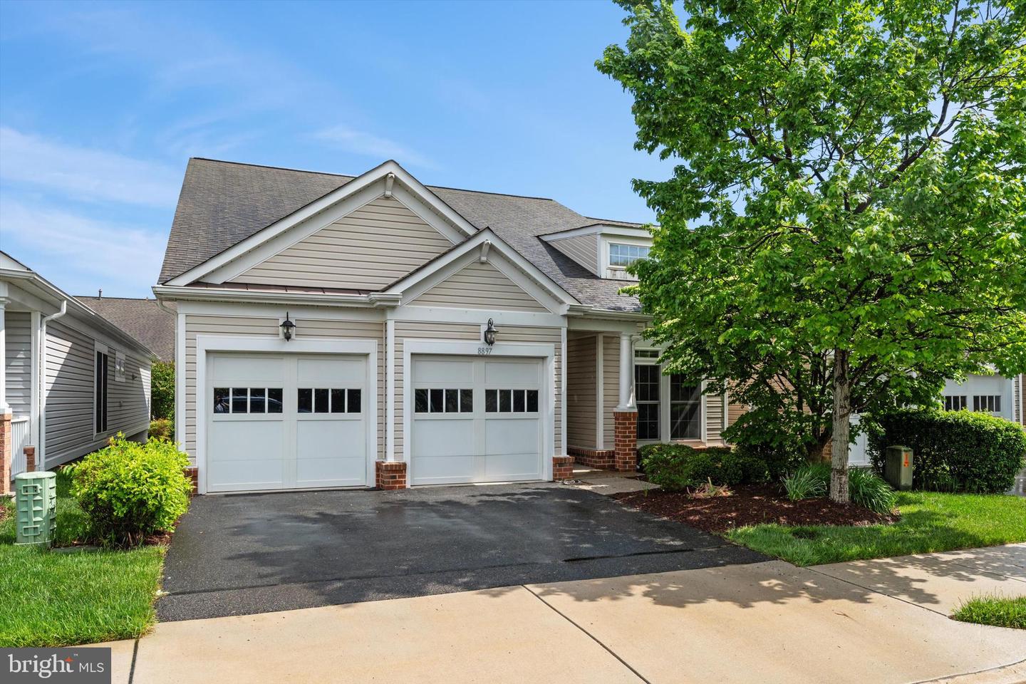 8897 WHITE ORCHID PL, LORTON, Virginia 22079, 4 Bedrooms Bedrooms, ,3 BathroomsBathrooms,Residential,For sale,8897 WHITE ORCHID PL,VAFX2239252 MLS # VAFX2239252