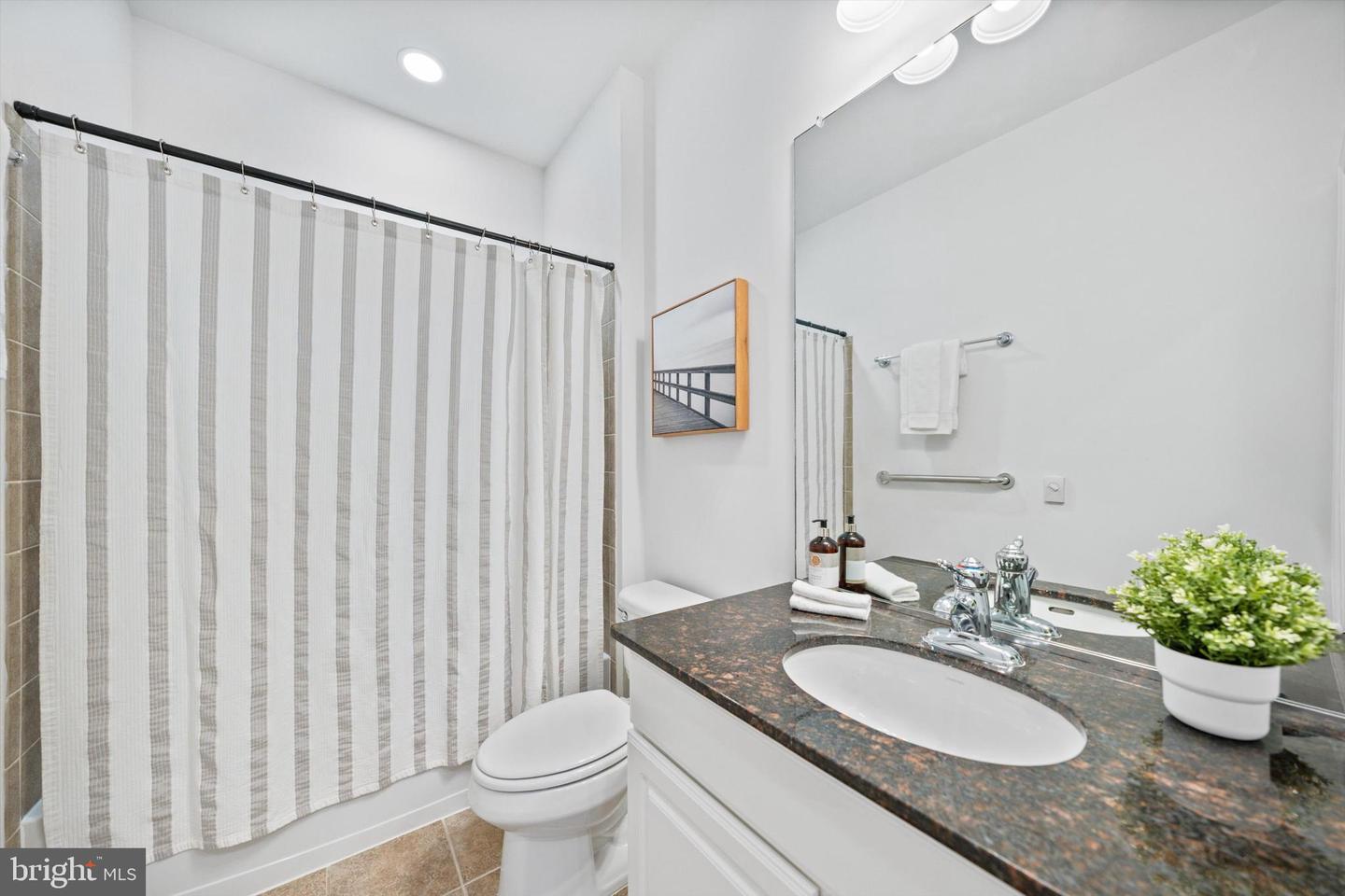 8897 WHITE ORCHID PL, LORTON, Virginia 22079, 4 Bedrooms Bedrooms, ,3 BathroomsBathrooms,Residential,For sale,8897 WHITE ORCHID PL,VAFX2239252 MLS # VAFX2239252