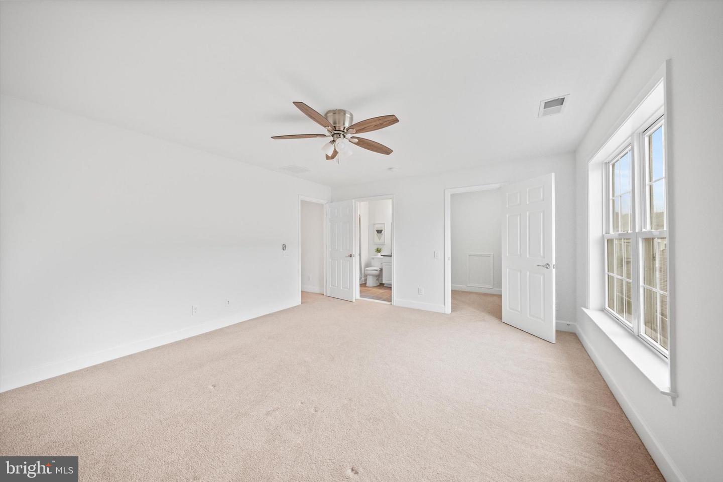 8897 WHITE ORCHID PL, LORTON, Virginia 22079, 4 Bedrooms Bedrooms, ,3 BathroomsBathrooms,Residential,For sale,8897 WHITE ORCHID PL,VAFX2239252 MLS # VAFX2239252