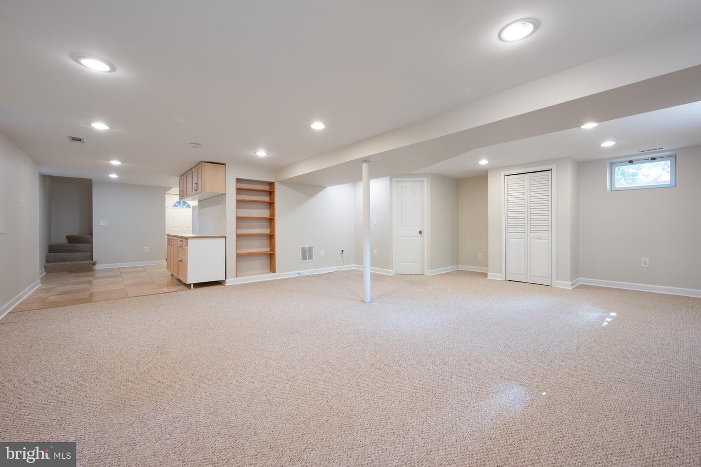 1904 JAMESTOWN RD, ALEXANDRIA, Virginia 22308, 4 Bedrooms Bedrooms, ,3 BathroomsBathrooms,Residential,For sale,1904 JAMESTOWN RD,VAFX2239404 MLS # VAFX2239404