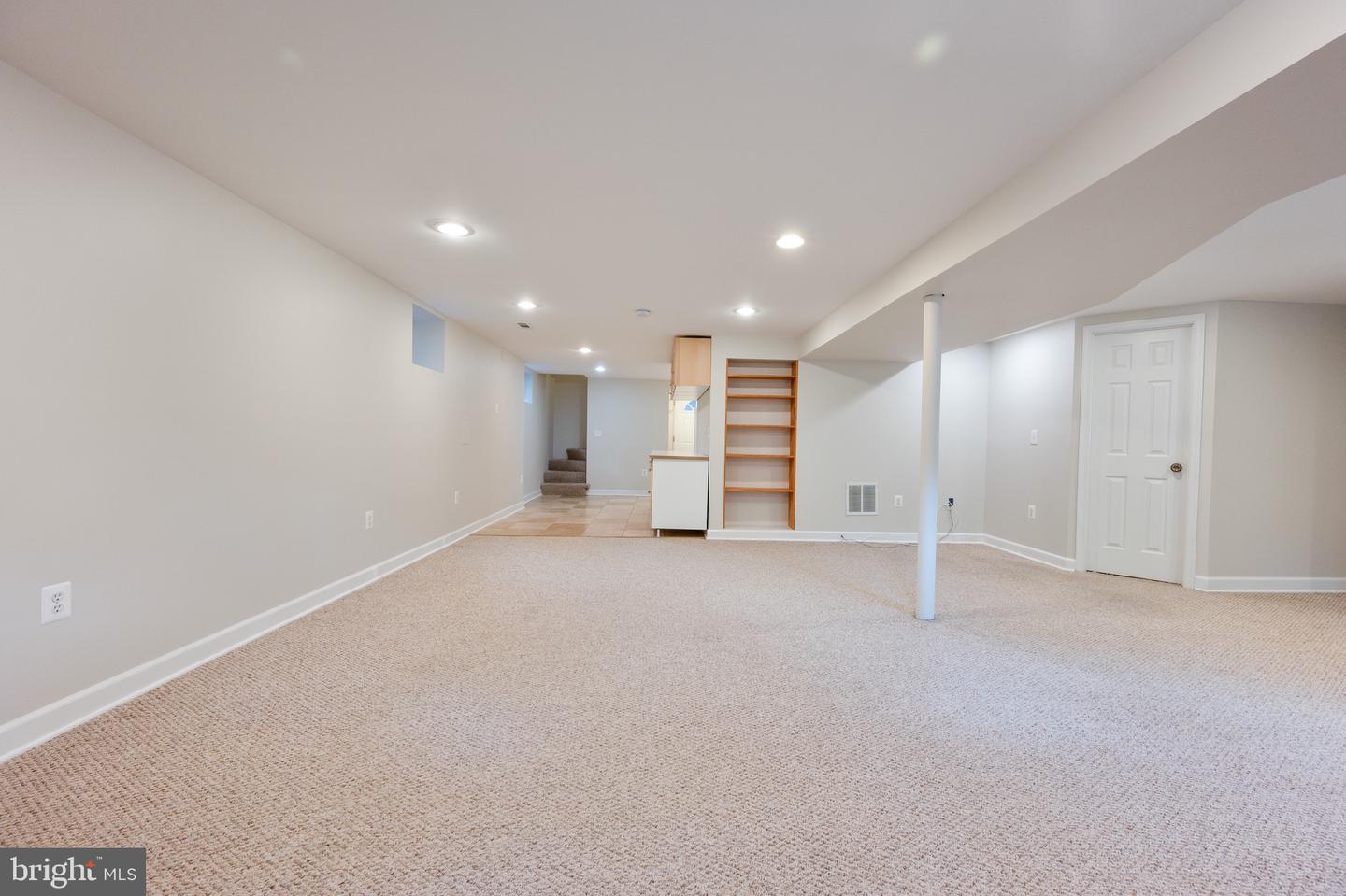 1904 JAMESTOWN RD, ALEXANDRIA, Virginia 22308, 4 Bedrooms Bedrooms, ,3 BathroomsBathrooms,Residential,For sale,1904 JAMESTOWN RD,VAFX2239404 MLS # VAFX2239404