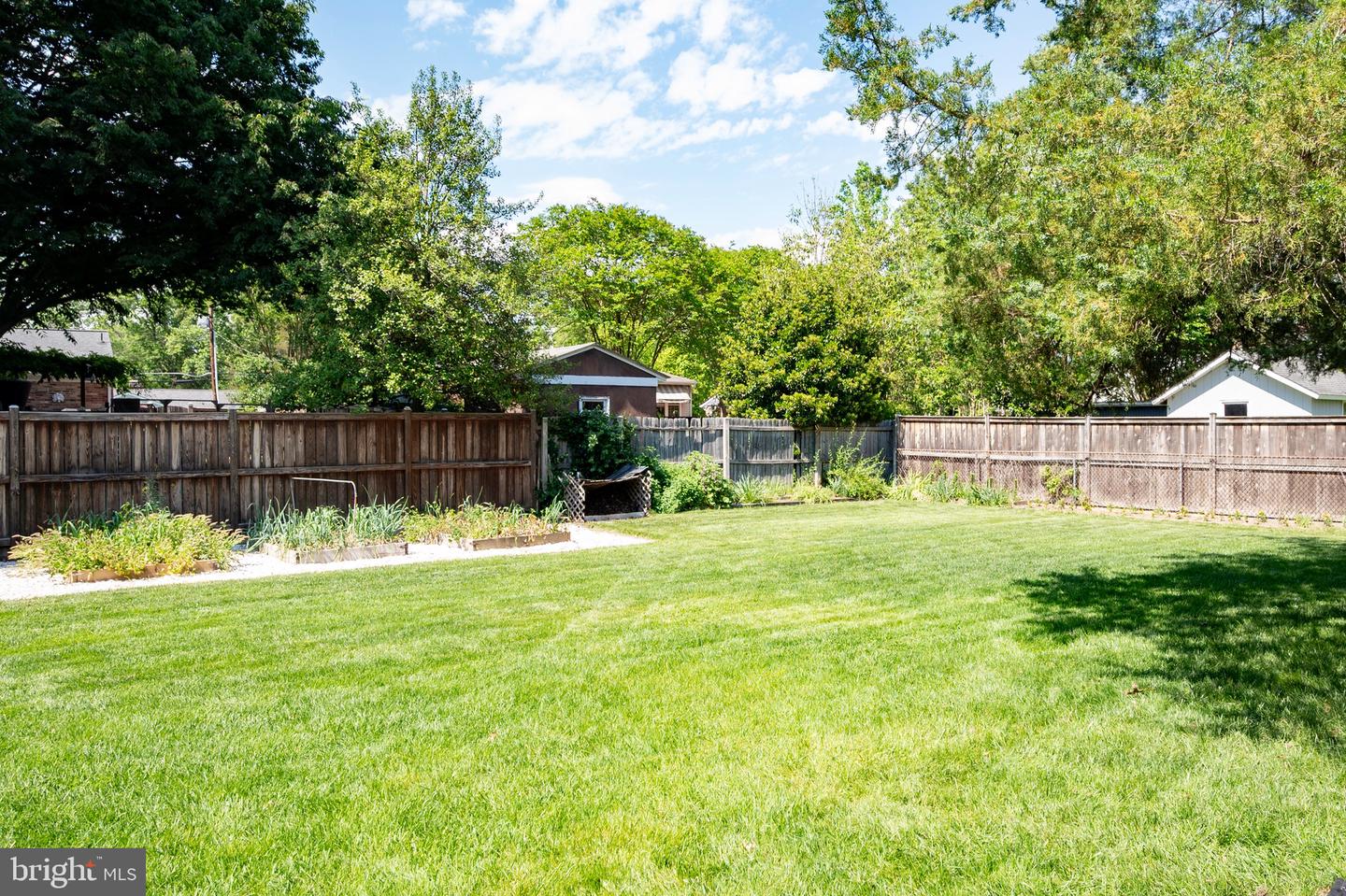 1904 JAMESTOWN RD, ALEXANDRIA, Virginia 22308, 4 Bedrooms Bedrooms, ,3 BathroomsBathrooms,Residential,For sale,1904 JAMESTOWN RD,VAFX2239404 MLS # VAFX2239404
