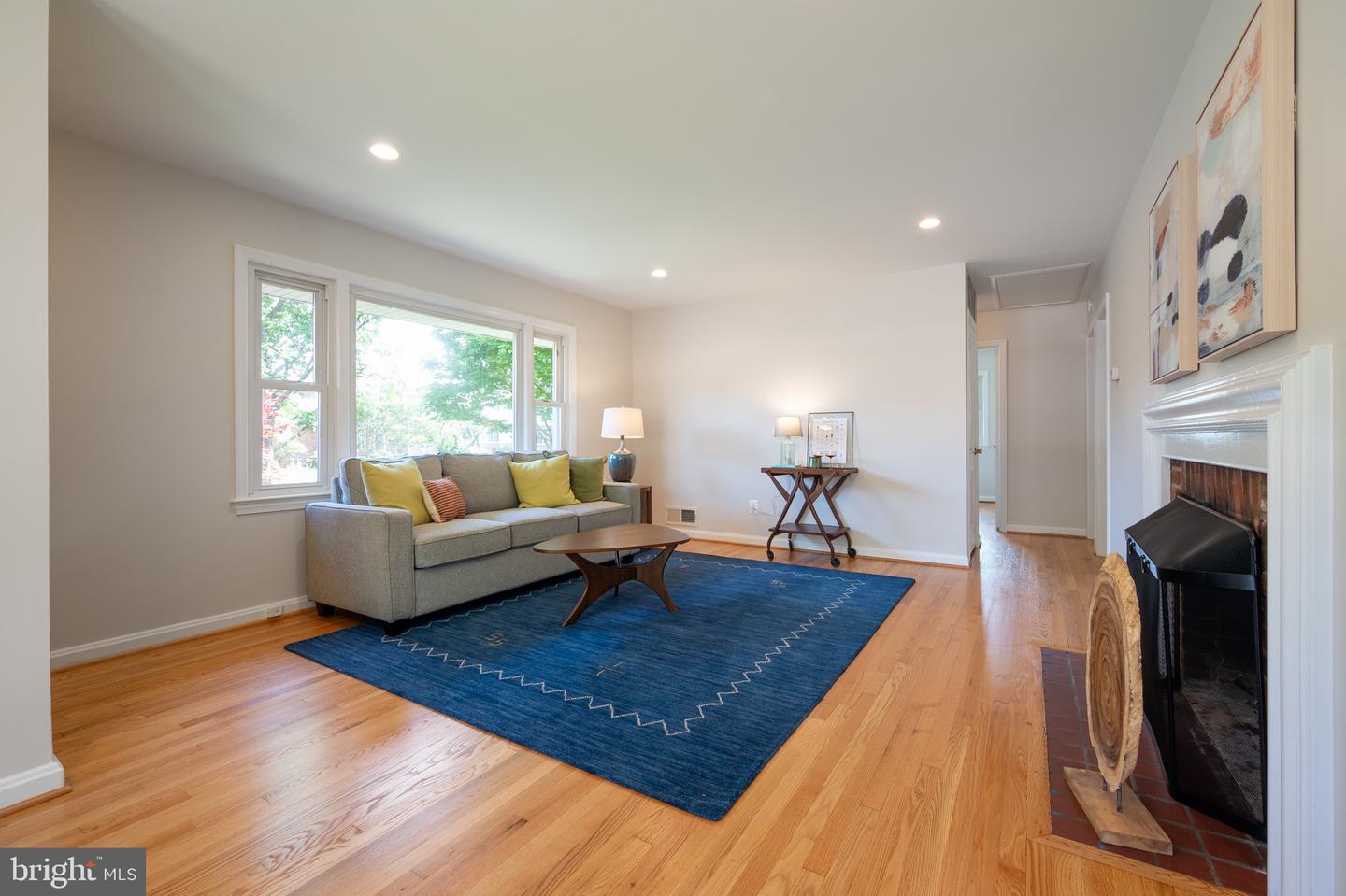1904 JAMESTOWN RD, ALEXANDRIA, Virginia 22308, 4 Bedrooms Bedrooms, ,3 BathroomsBathrooms,Residential,For sale,1904 JAMESTOWN RD,VAFX2239404 MLS # VAFX2239404