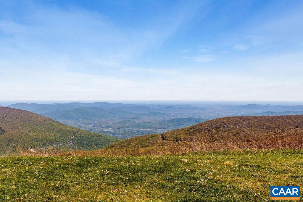 1610 OVERLOOK CONDOS, WINTERGREEN RESORT, Virginia 22967, 2 Bedrooms Bedrooms, ,2 BathroomsBathrooms,Residential,For sale,1610 OVERLOOK CONDOS,664213 MLS # 664213