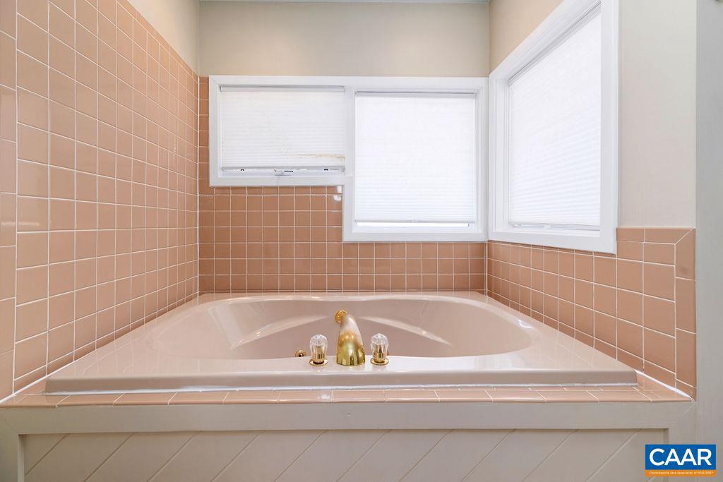 1610 OVERLOOK CONDOS, WINTERGREEN RESORT, Virginia 22967, 2 Bedrooms Bedrooms, ,2 BathroomsBathrooms,Residential,For sale,1610 OVERLOOK CONDOS,664213 MLS # 664213