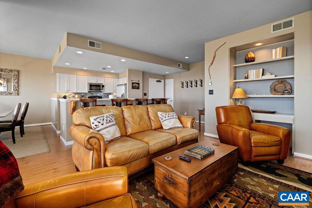 1610 OVERLOOK CONDOS, WINTERGREEN RESORT, Virginia 22967, 2 Bedrooms Bedrooms, ,2 BathroomsBathrooms,Residential,For sale,1610 OVERLOOK CONDOS,664213 MLS # 664213