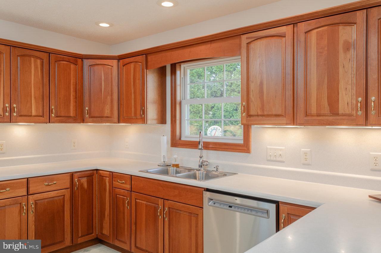 2799 GREENWAY CT, ROCKINGHAM, Virginia 22802, 4 Bedrooms Bedrooms, ,3 BathroomsBathrooms,Residential,For sale,2799 GREENWAY CT,VARO2002272 MLS # VARO2002272