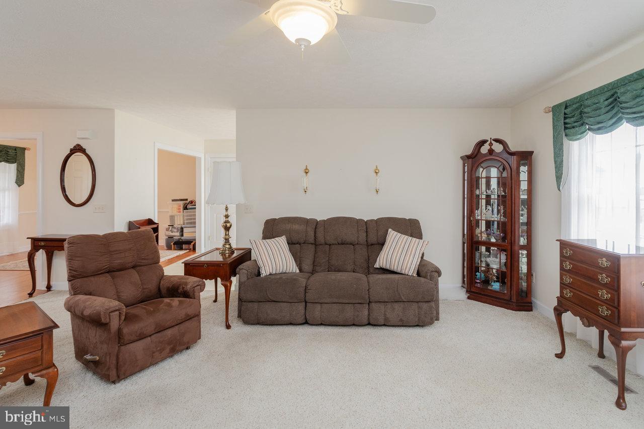 2799 GREENWAY CT, ROCKINGHAM, Virginia 22802, 4 Bedrooms Bedrooms, ,3 BathroomsBathrooms,Residential,For sale,2799 GREENWAY CT,VARO2002272 MLS # VARO2002272