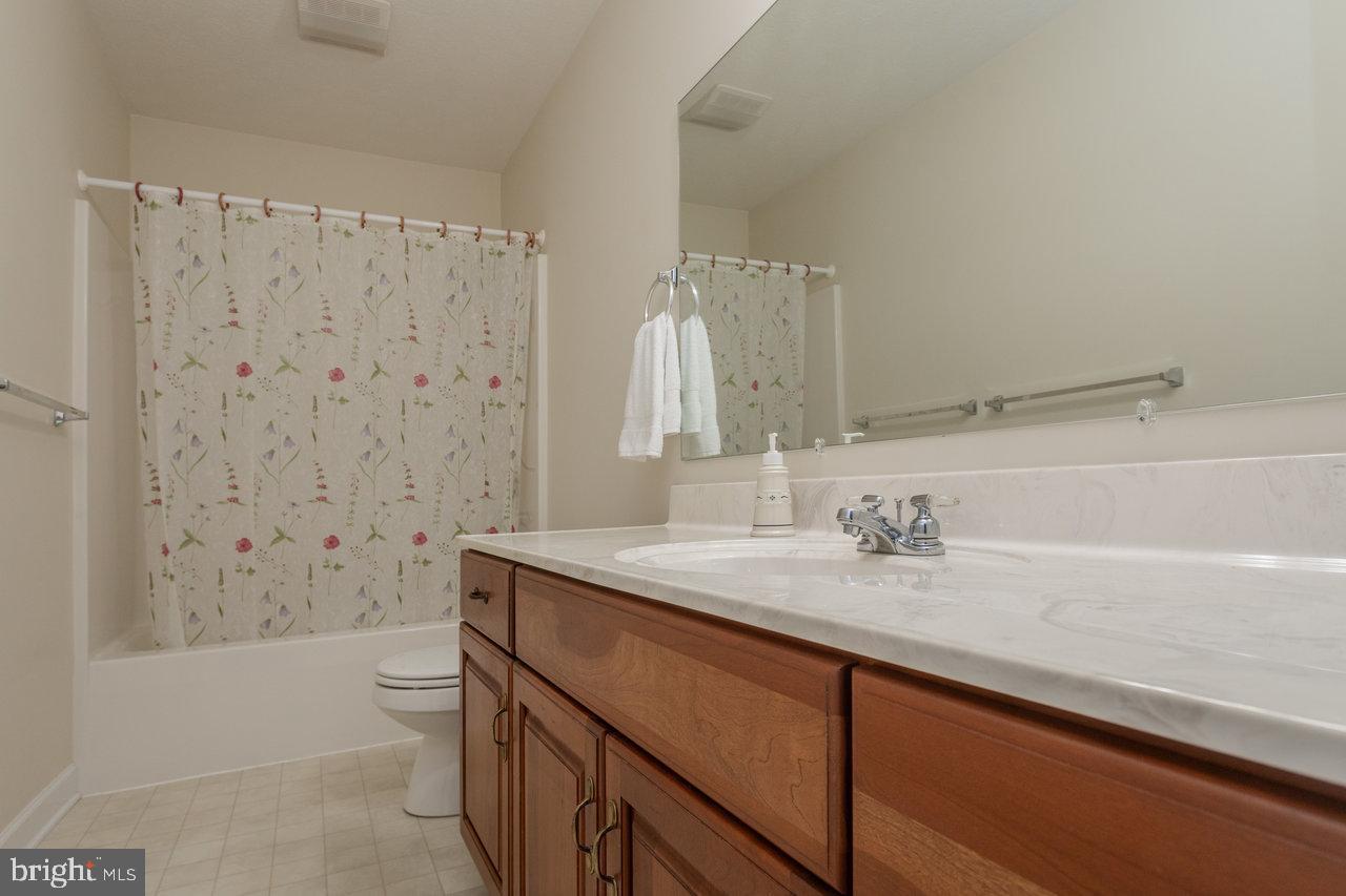 2799 GREENWAY CT, ROCKINGHAM, Virginia 22802, 4 Bedrooms Bedrooms, ,3 BathroomsBathrooms,Residential,For sale,2799 GREENWAY CT,VARO2002272 MLS # VARO2002272
