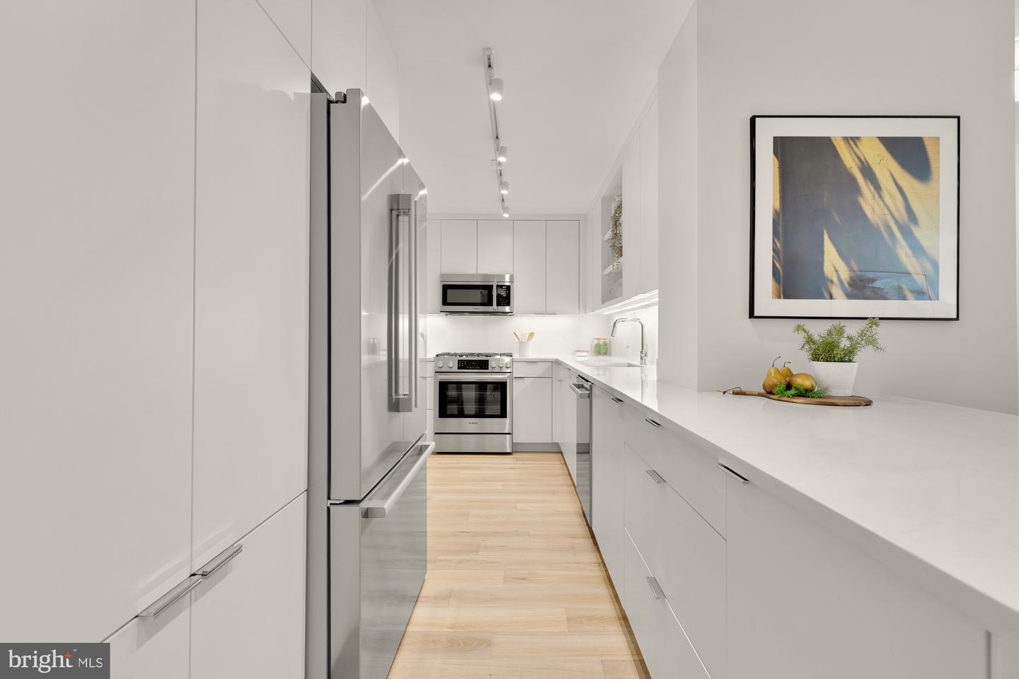 2939 VAN NESS ST NW #422, WASHINGTON, District Of Columbia 20008, 1 Bedroom Bedrooms, ,1 BathroomBathrooms,Residential,For sale,2939 VAN NESS ST NW #422,DCDC2199600 MLS # DCDC2199600