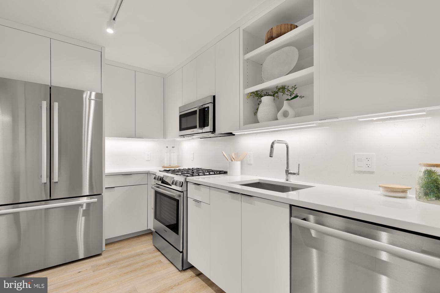 2939 VAN NESS ST NW #424, WASHINGTON, District Of Columbia 20008, 3 Bedrooms Bedrooms, ,2 BathroomsBathrooms,Residential,For sale,2939 VAN NESS ST NW #424,DCDC2199602 MLS # DCDC2199602