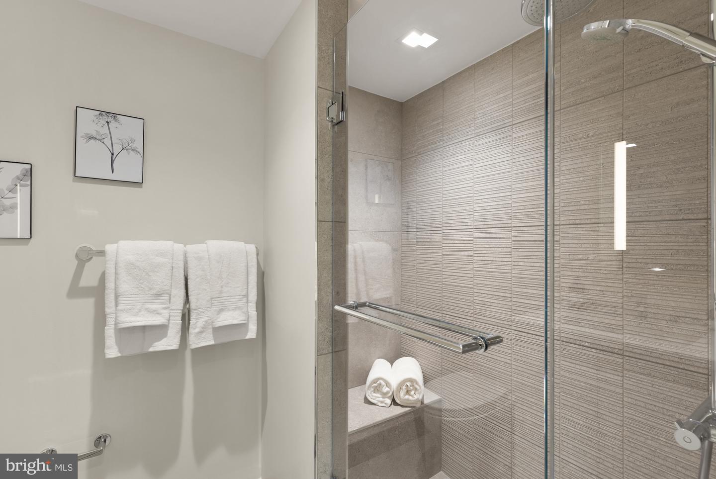 2939 VAN NESS ST NW #424, WASHINGTON, District Of Columbia 20008, 3 Bedrooms Bedrooms, ,2 BathroomsBathrooms,Residential,For sale,2939 VAN NESS ST NW #424,DCDC2199602 MLS # DCDC2199602