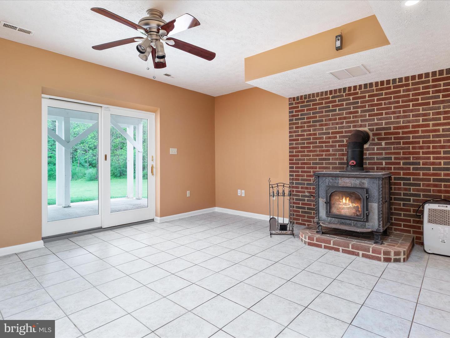 292 GREEN SPRING RD, WINCHESTER, Virginia 22603, 4 Bedrooms Bedrooms, ,4 BathroomsBathrooms,Residential,For sale,292 GREEN SPRING RD,VAFV2033996 MLS # VAFV2033996