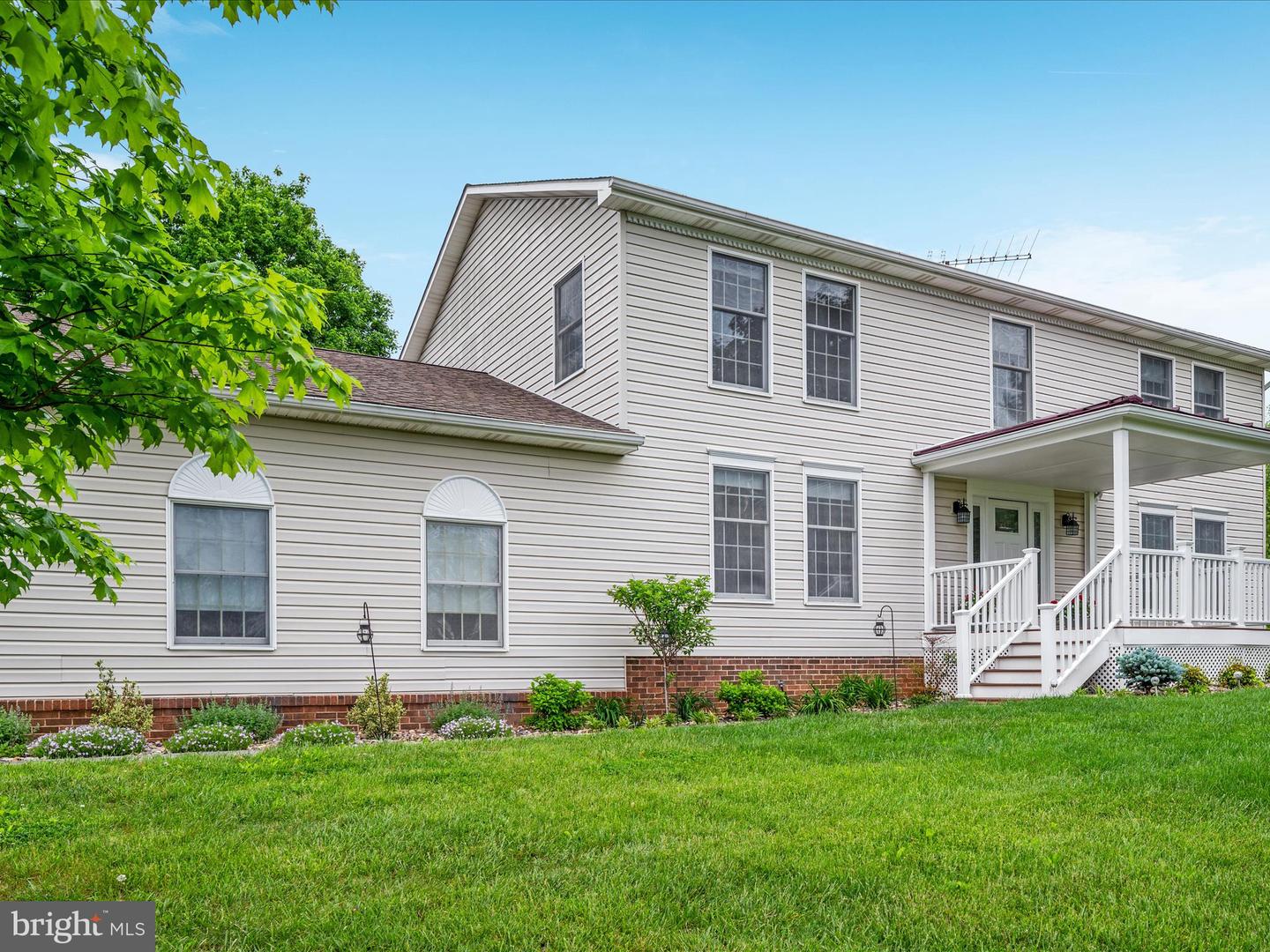 292 GREEN SPRING RD, WINCHESTER, Virginia 22603, 4 Bedrooms Bedrooms, ,4 BathroomsBathrooms,Residential,For sale,292 GREEN SPRING RD,VAFV2033996 MLS # VAFV2033996