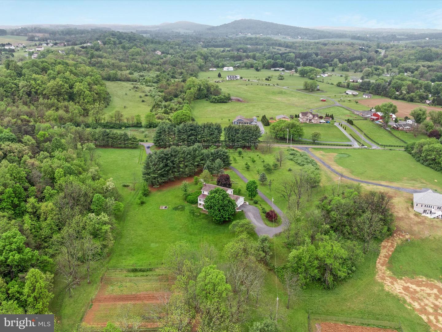 292 GREEN SPRING RD, WINCHESTER, Virginia 22603, 4 Bedrooms Bedrooms, ,4 BathroomsBathrooms,Residential,For sale,292 GREEN SPRING RD,VAFV2033996 MLS # VAFV2033996