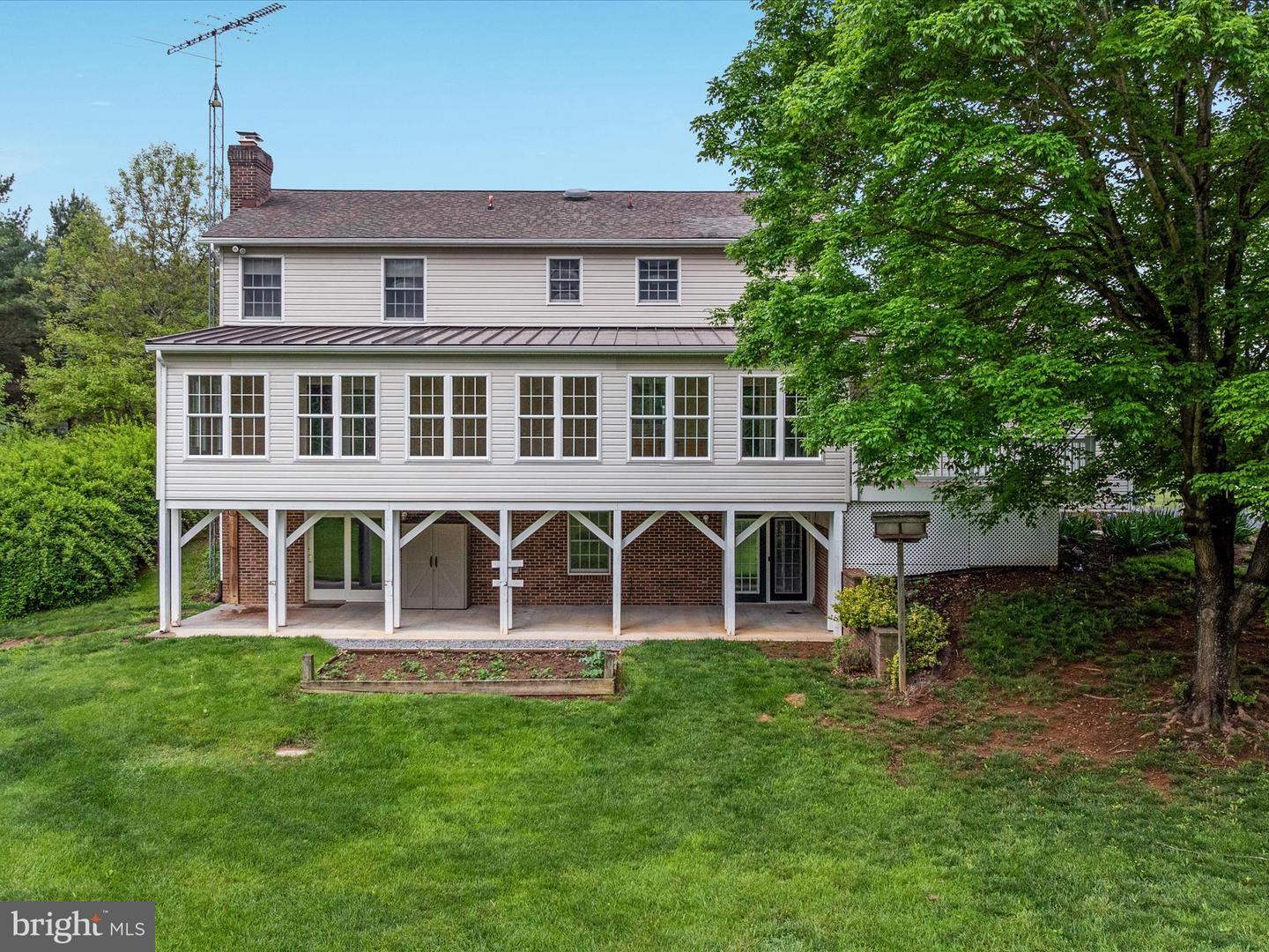 292 GREEN SPRING RD, WINCHESTER, Virginia 22603, 4 Bedrooms Bedrooms, ,4 BathroomsBathrooms,Residential,For sale,292 GREEN SPRING RD,VAFV2033996 MLS # VAFV2033996