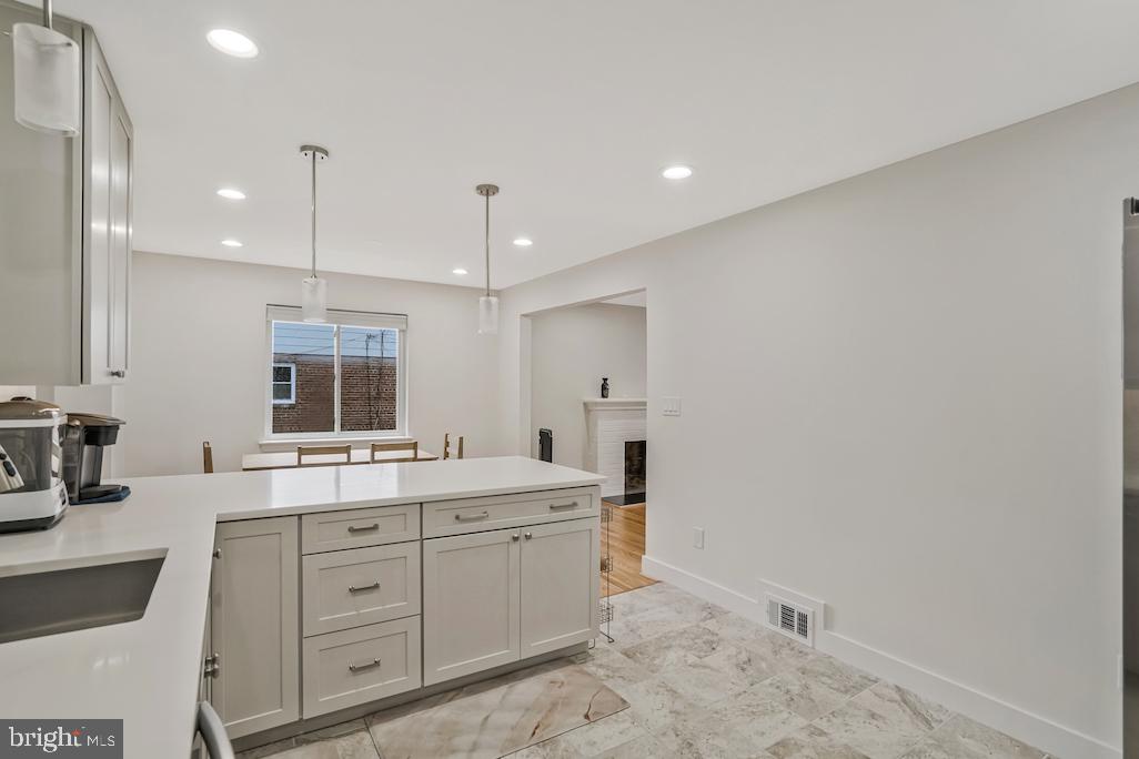 6114 VISTA DR, FALLS CHURCH, Virginia 22041, 4 Bedrooms Bedrooms, ,2 BathroomsBathrooms,Residential,For sale,6114 VISTA DR,VAFX2239258 MLS # VAFX2239258