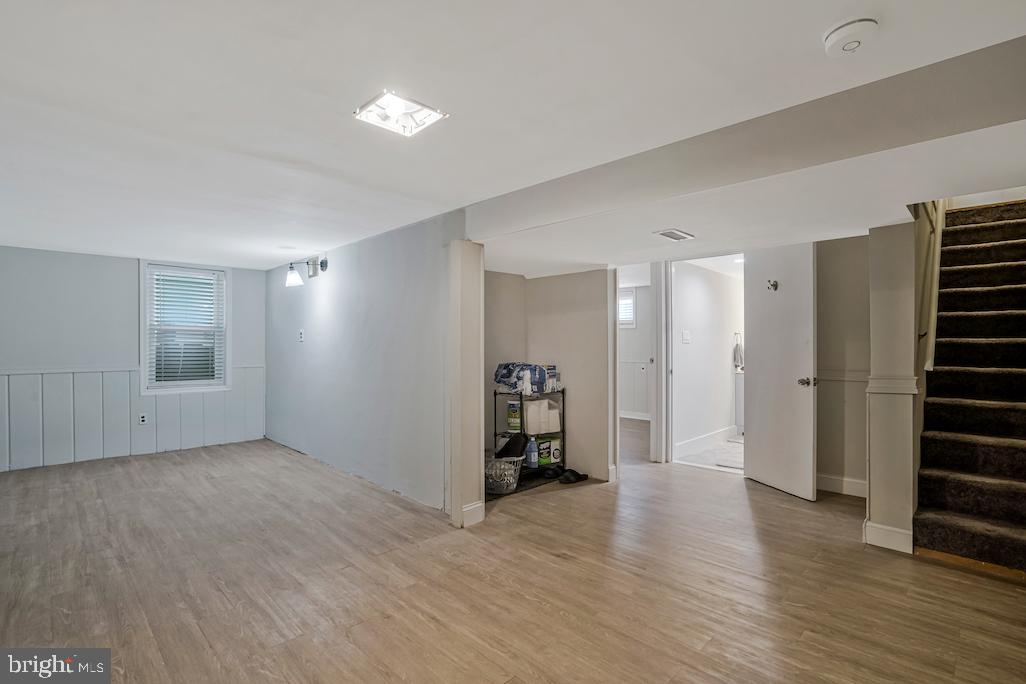 6114 VISTA DR, FALLS CHURCH, Virginia 22041, 4 Bedrooms Bedrooms, ,2 BathroomsBathrooms,Residential,For sale,6114 VISTA DR,VAFX2239258 MLS # VAFX2239258