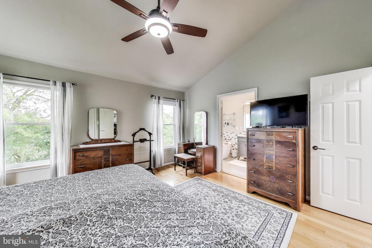 7820 SETH HAMPTON DR, ALEXANDRIA, Virginia 22315, 4 Bedrooms Bedrooms, ,3 BathroomsBathrooms,Residential,For sale,7820 SETH HAMPTON DR,VAFX2239260 MLS # VAFX2239260