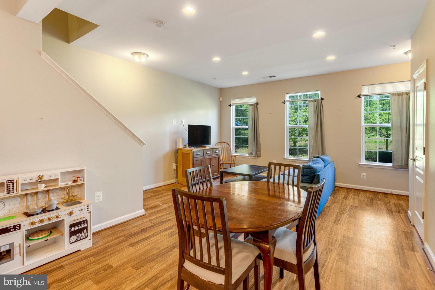 14768 MALLOY CT, WOODBRIDGE, Virginia 22191, 3 Bedrooms Bedrooms, ,2 BathroomsBathrooms,Residential,For sale,14768 MALLOY CT,VAPW2094196 MLS # VAPW2094196