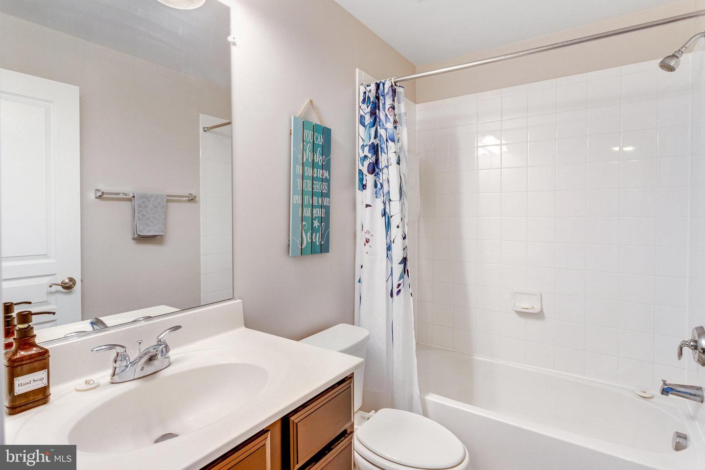 14768 MALLOY CT, WOODBRIDGE, Virginia 22191, 3 Bedrooms Bedrooms, ,2 BathroomsBathrooms,Residential,For sale,14768 MALLOY CT,VAPW2094196 MLS # VAPW2094196