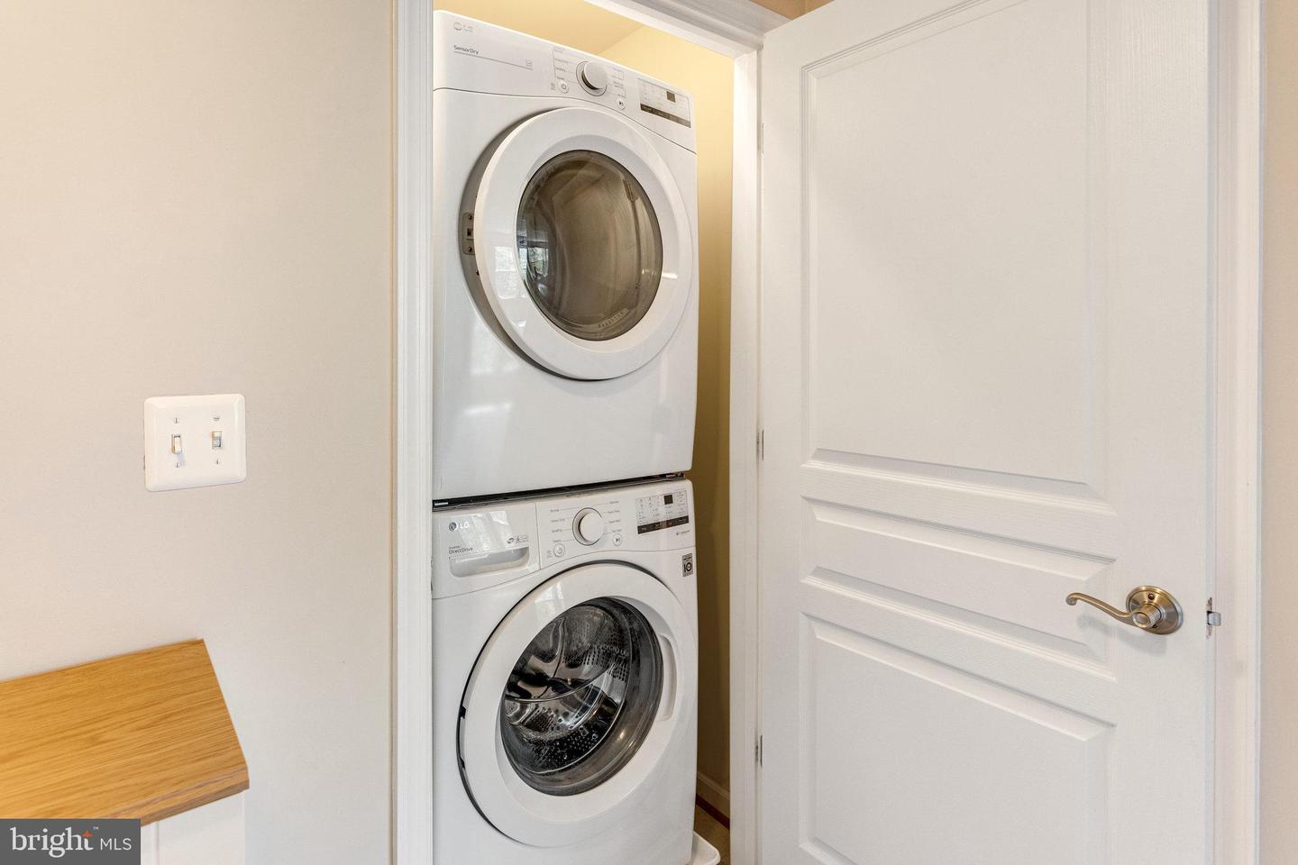 14768 MALLOY CT, WOODBRIDGE, Virginia 22191, 3 Bedrooms Bedrooms, ,2 BathroomsBathrooms,Residential,For sale,14768 MALLOY CT,VAPW2094196 MLS # VAPW2094196