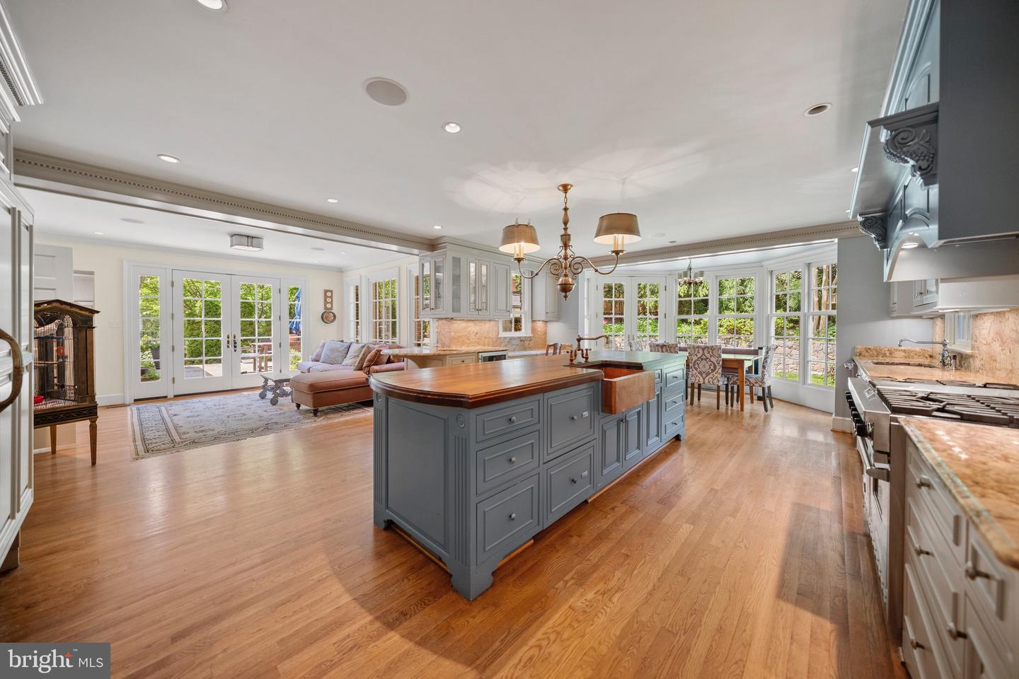 5181 WATSON ST NW, WASHINGTON, District Of Columbia 20016, 6 Bedrooms Bedrooms, ,7 BathroomsBathrooms,Residential,For sale,5181 WATSON ST NW,DCDC2199520 MLS # DCDC2199520