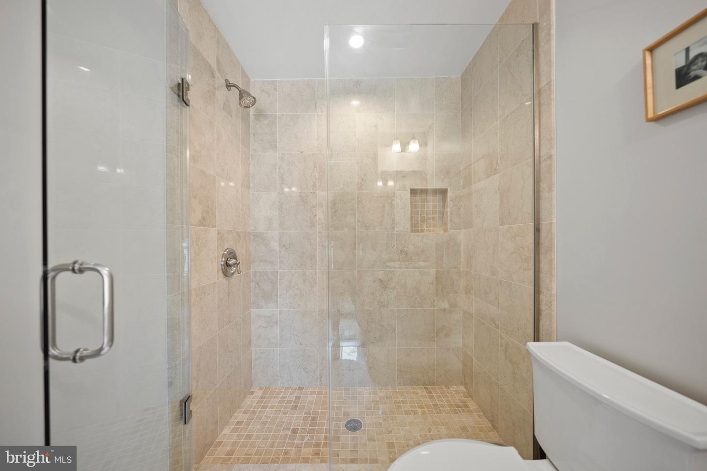 5181 WATSON ST NW, WASHINGTON, District Of Columbia 20016, 6 Bedrooms Bedrooms, ,7 BathroomsBathrooms,Residential,For sale,5181 WATSON ST NW,DCDC2199520 MLS # DCDC2199520
