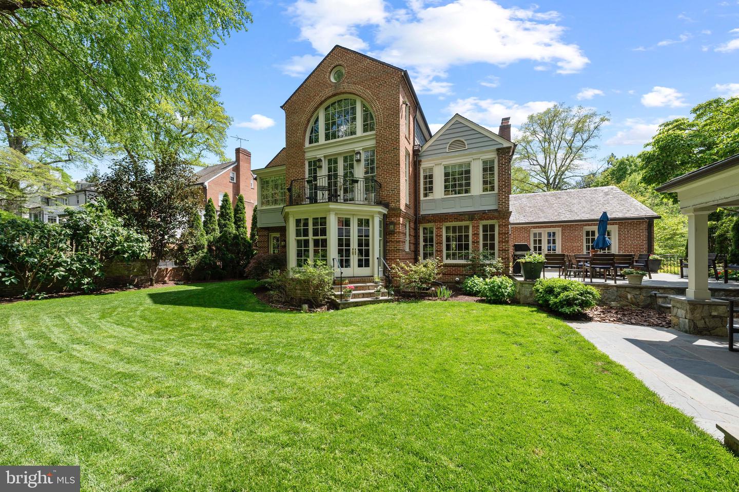 5181 WATSON ST NW, WASHINGTON, District Of Columbia 20016, 6 Bedrooms Bedrooms, ,7 BathroomsBathrooms,Residential,For sale,5181 WATSON ST NW,DCDC2199520 MLS # DCDC2199520