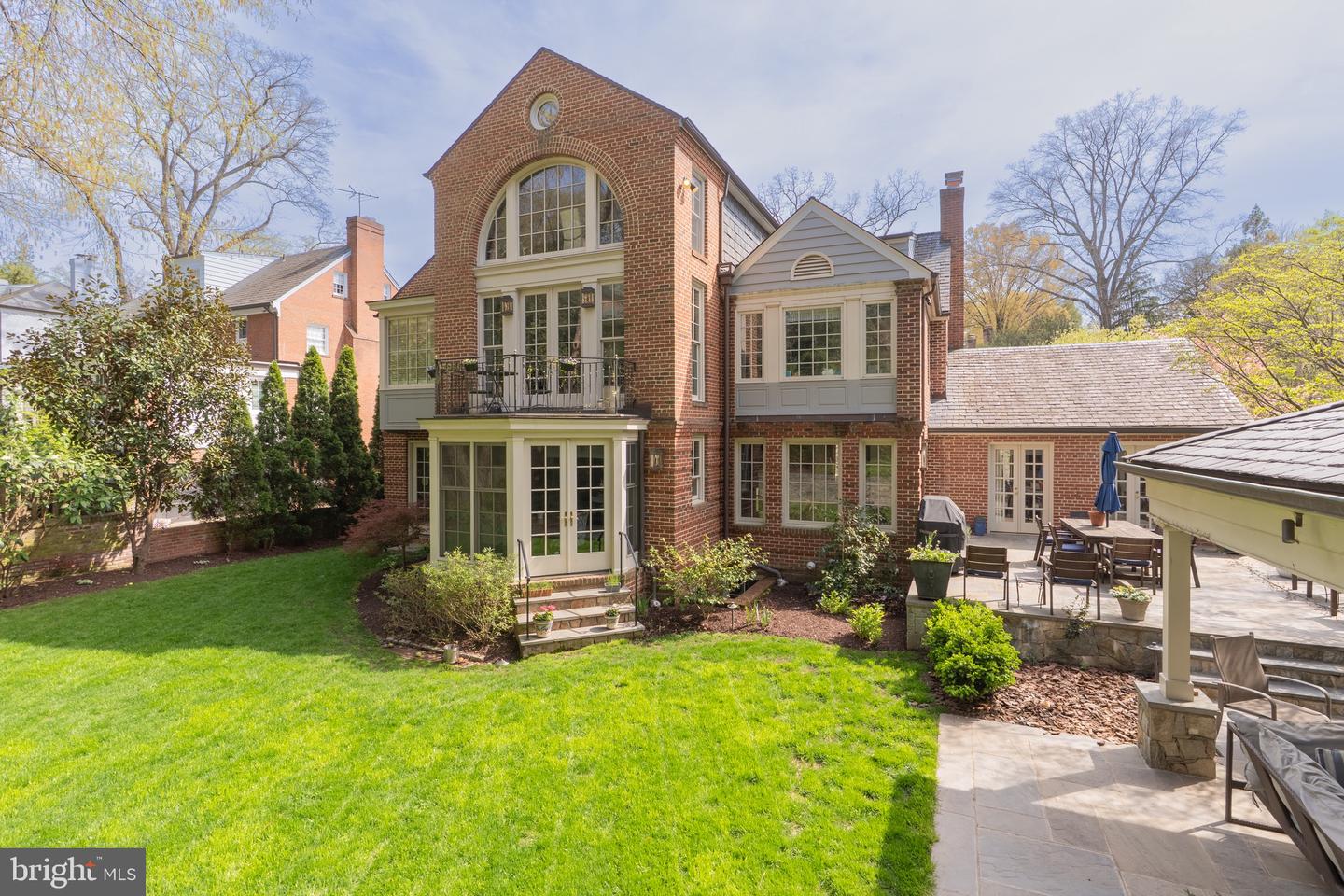 5181 WATSON ST NW, WASHINGTON, District Of Columbia 20016, 6 Bedrooms Bedrooms, ,7 BathroomsBathrooms,Residential,For sale,5181 WATSON ST NW,DCDC2199520 MLS # DCDC2199520