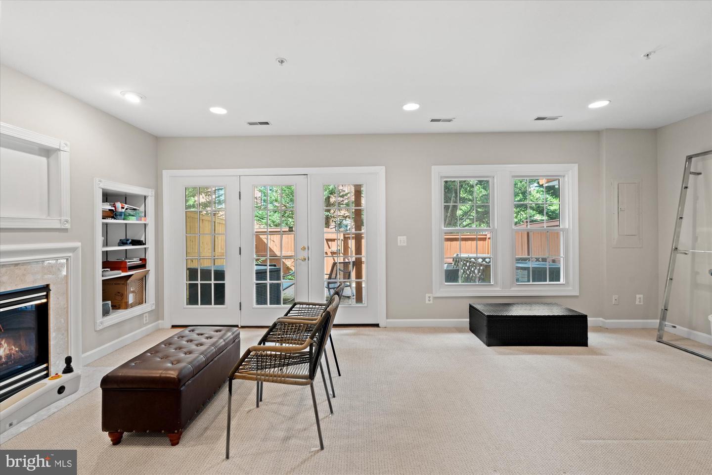 721 HAWKINS WAY, ALEXANDRIA, Virginia 22314, 3 Bedrooms Bedrooms, ,3 BathroomsBathrooms,Residential,For sale,721 HAWKINS WAY,VAAX2045114 MLS # VAAX2045114
