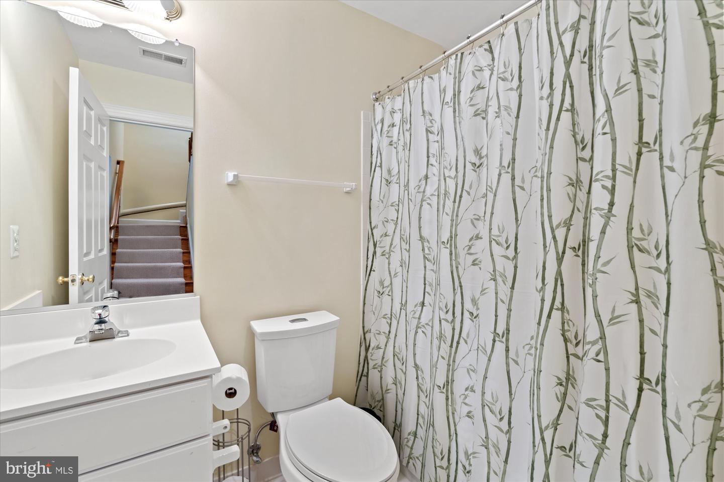 721 HAWKINS WAY, ALEXANDRIA, Virginia 22314, 3 Bedrooms Bedrooms, ,3 BathroomsBathrooms,Residential,For sale,721 HAWKINS WAY,VAAX2045114 MLS # VAAX2045114