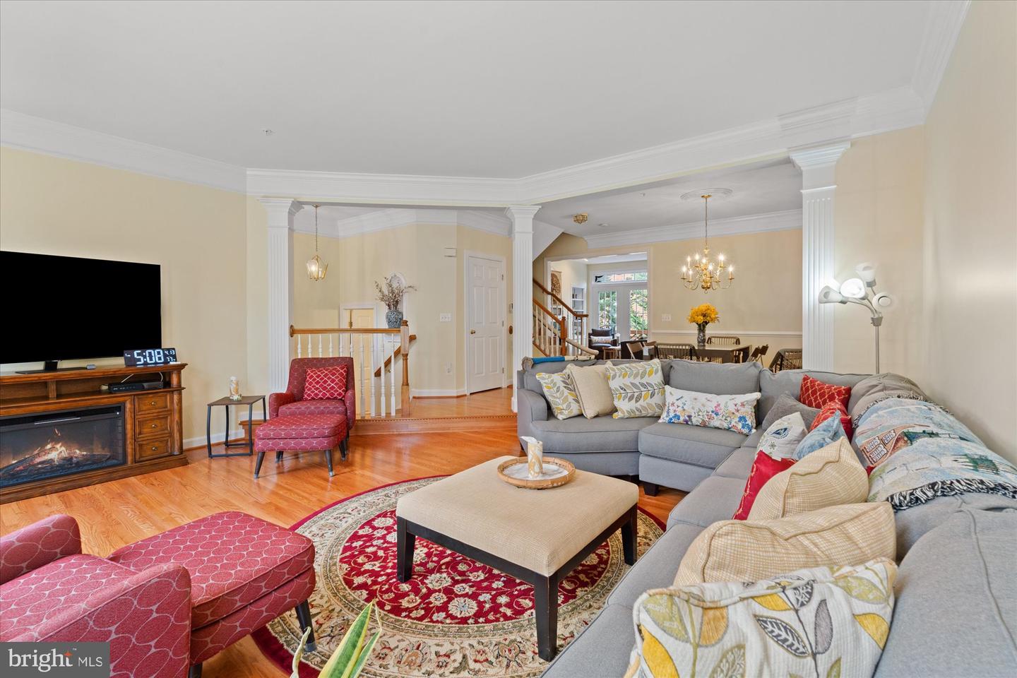 721 HAWKINS WAY, ALEXANDRIA, Virginia 22314, 3 Bedrooms Bedrooms, ,3 BathroomsBathrooms,Residential,For sale,721 HAWKINS WAY,VAAX2045114 MLS # VAAX2045114