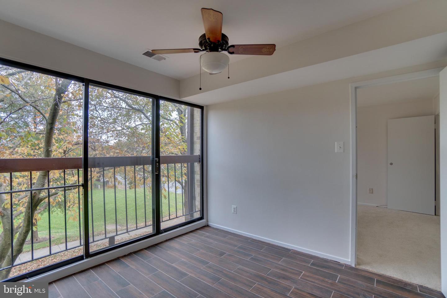 10300 BUSHMAN DR #209, OAKTON, Virginia 22124, 3 Bedrooms Bedrooms, ,2 BathroomsBathrooms,Residential,For sale,10300 BUSHMAN DR #209,VAFX2239370 MLS # VAFX2239370