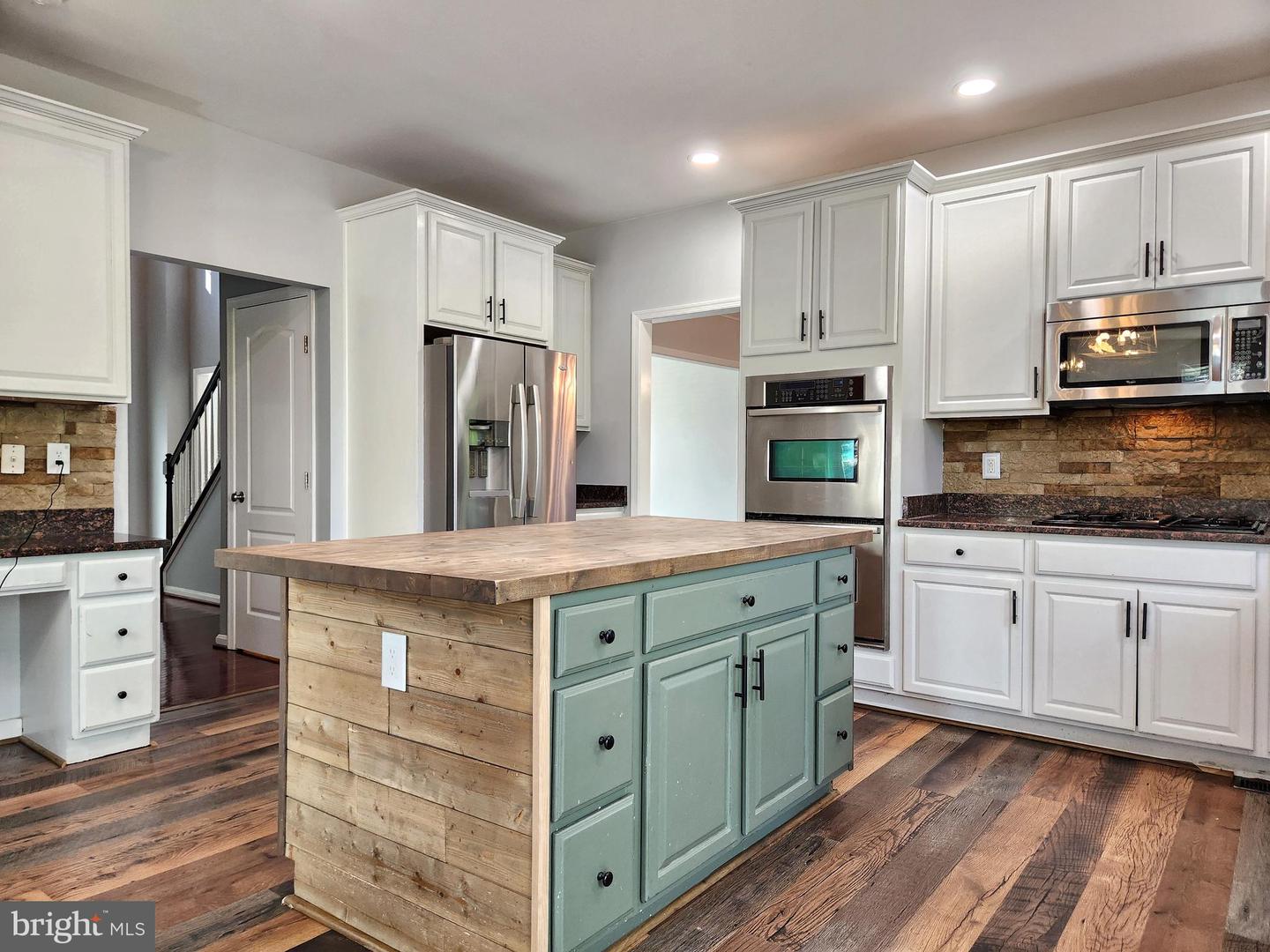 74 SANCTUARY LN, STAFFORD, Virginia 22554, 5 Bedrooms Bedrooms, ,4 BathroomsBathrooms,Residential,For sale,74 SANCTUARY LN,VAST2038618 MLS # VAST2038618