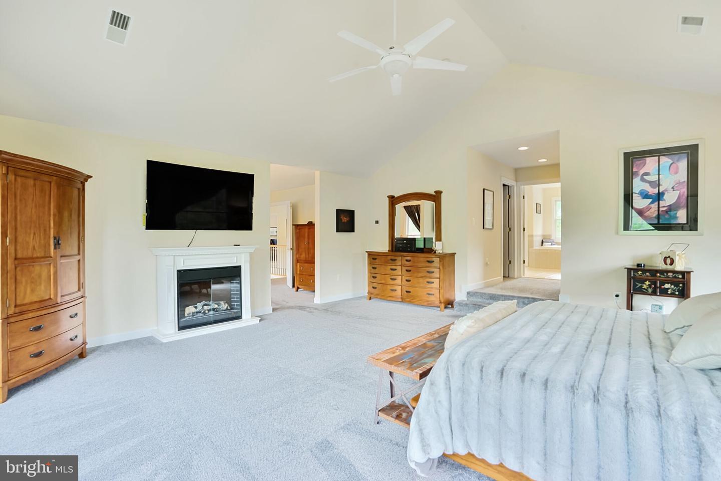7605 BELMONT LANDING RD, LORTON, Virginia 22079, 4 Bedrooms Bedrooms, ,4 BathroomsBathrooms,Residential,For sale,7605 BELMONT LANDING RD,VAFX2239408 MLS # VAFX2239408
