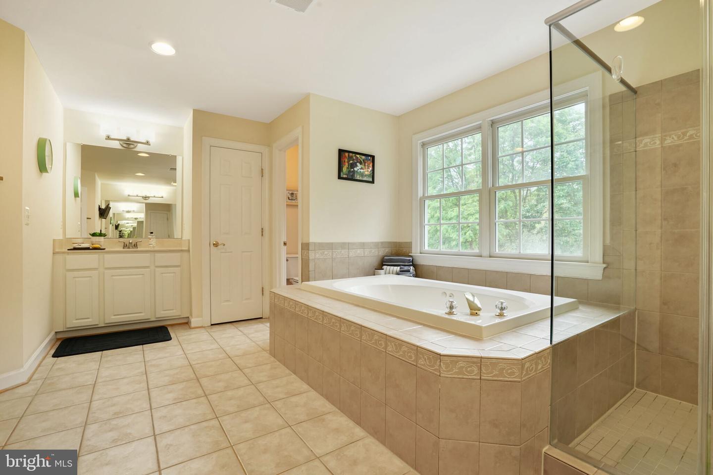 7605 BELMONT LANDING RD, LORTON, Virginia 22079, 4 Bedrooms Bedrooms, ,4 BathroomsBathrooms,Residential,For sale,7605 BELMONT LANDING RD,VAFX2239408 MLS # VAFX2239408