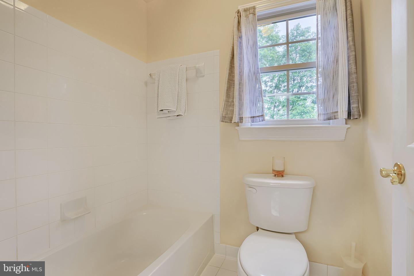 7605 BELMONT LANDING RD, LORTON, Virginia 22079, 4 Bedrooms Bedrooms, ,4 BathroomsBathrooms,Residential,For sale,7605 BELMONT LANDING RD,VAFX2239408 MLS # VAFX2239408